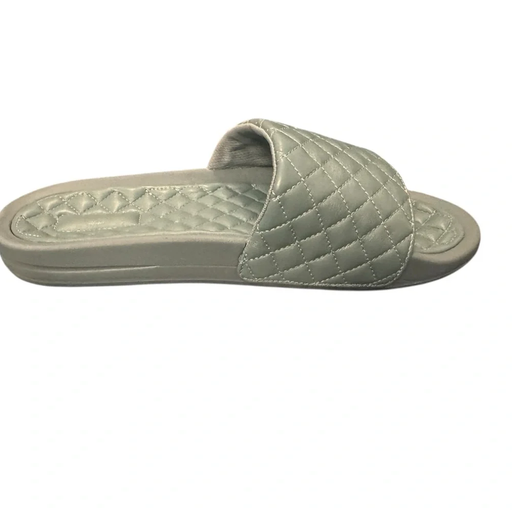 APL Lusso Slide in Seaside Quilted Top Men’s Size 9